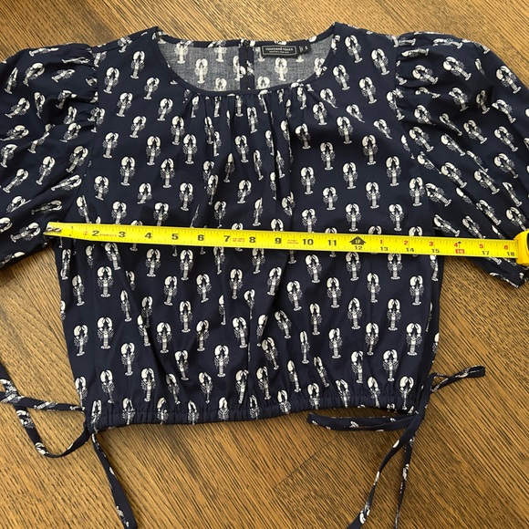 NEW Vineyard Vines Cropped Lobster Print Top - Picture 4 of 4